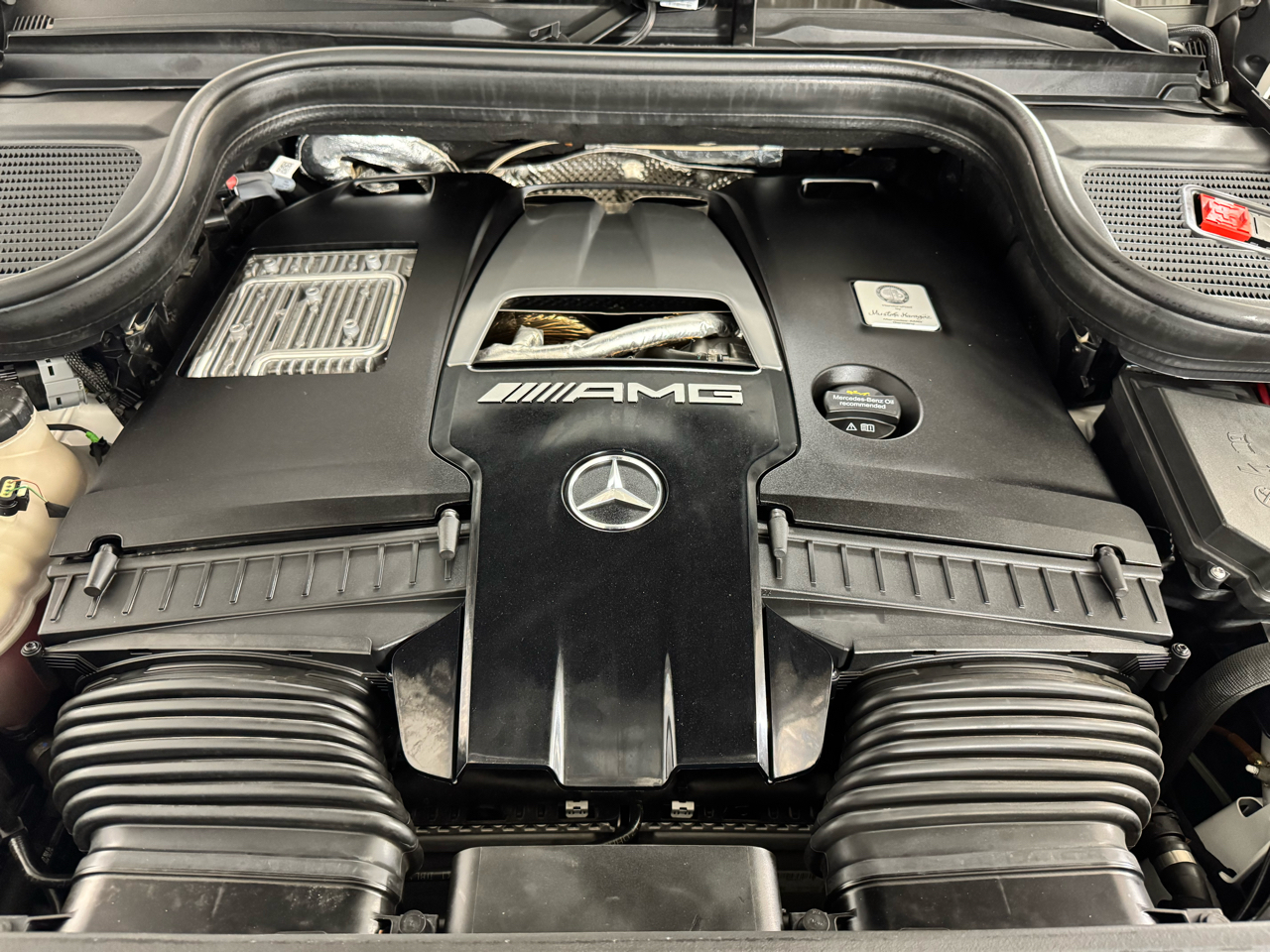 Mercedes-Benz GLS-Class  2024