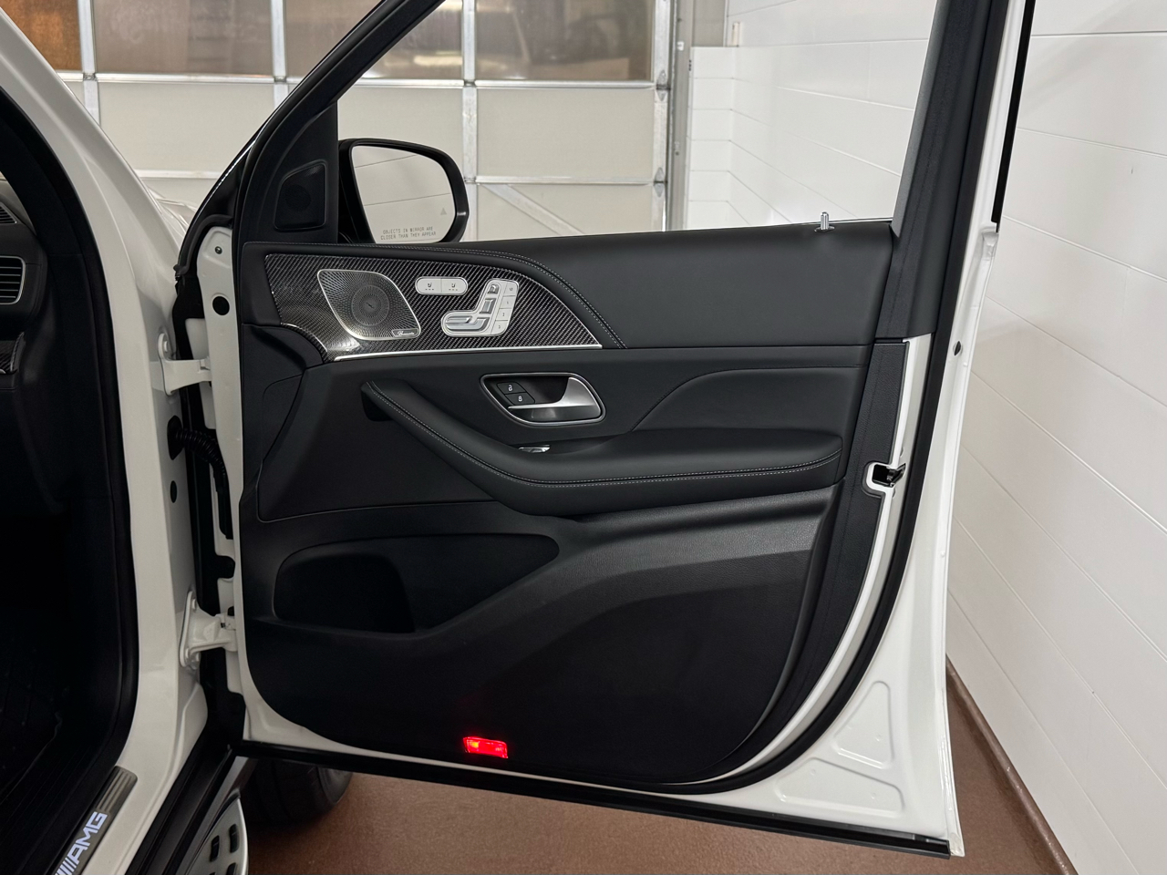 Mercedes-Benz GLS-Class  2024