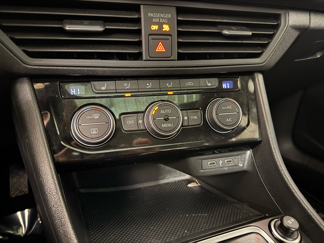 Volkswagen Jetta SE 2021