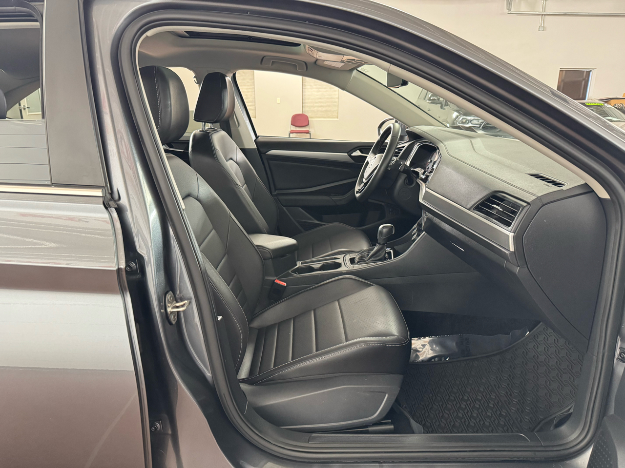 Volkswagen Jetta SE 2021