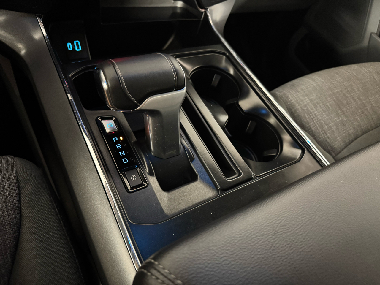 Ford F-150 Lightning  2023