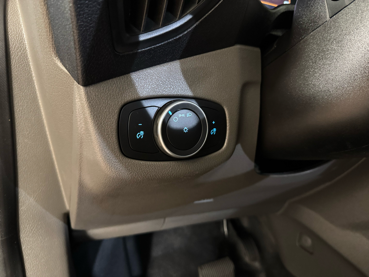 Ford Transit Connect Cargo Van XL LWB w/Rear 180 Degree Door 2019