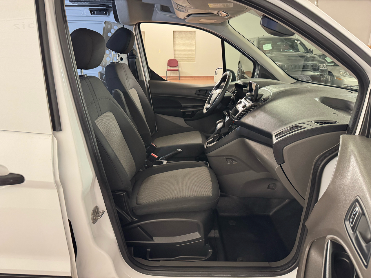 Ford Transit Connect Cargo Van XL LWB w/Rear 180 Degree Door 2019