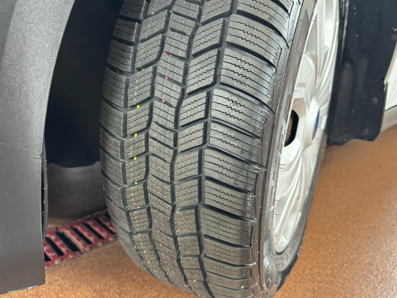 Ford Transit Connect Cargo Van XL LWB w/Rear 180 Degree Door 2019