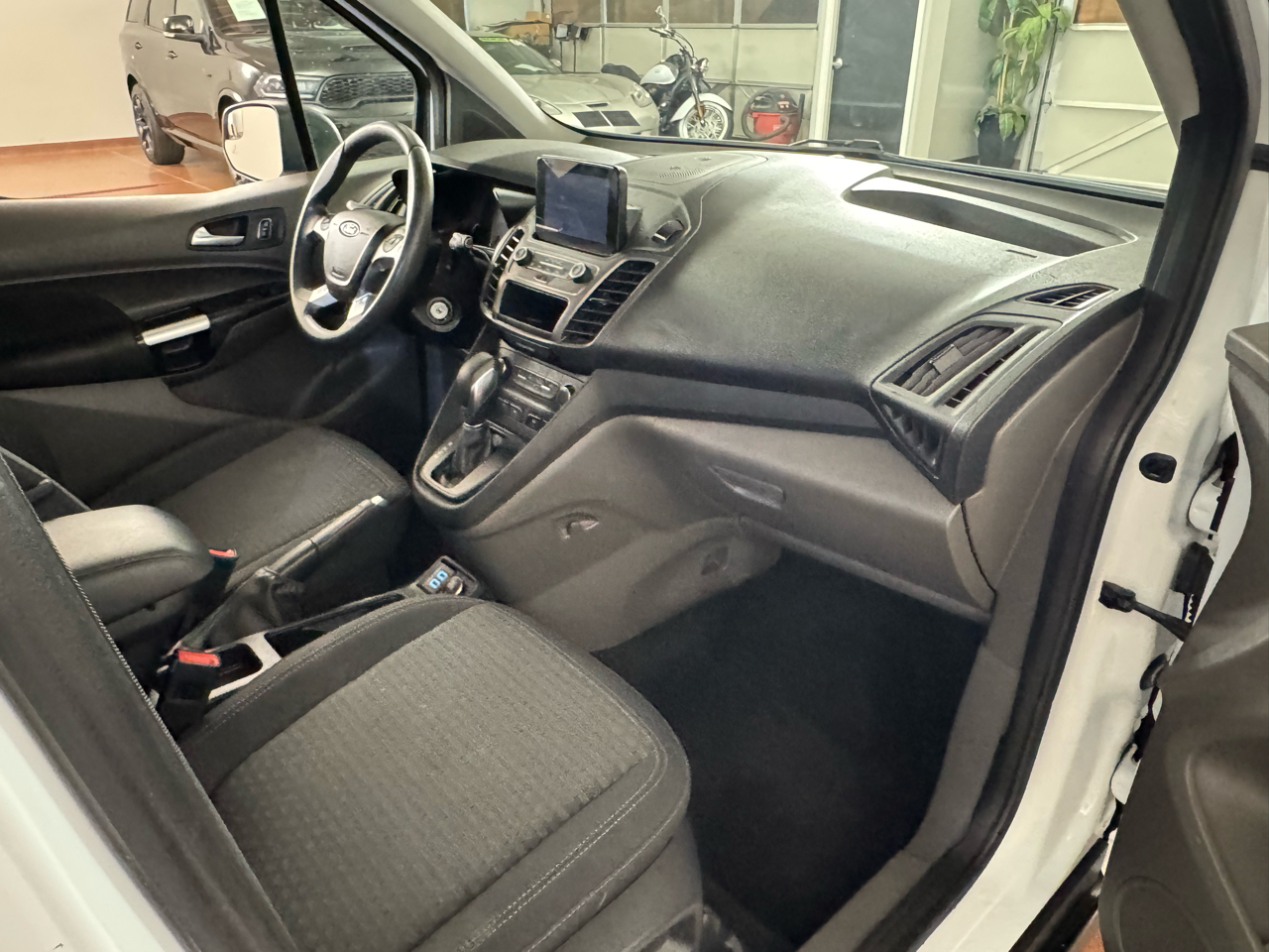 Ford Transit Connect Cargo Van XLT LWB 2020