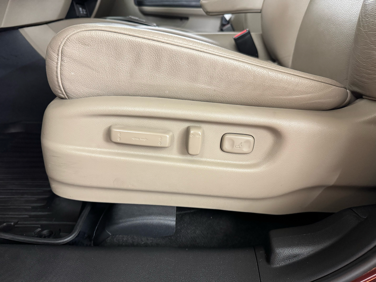 Honda Pilot Touring 8-Passenger AWD 2022