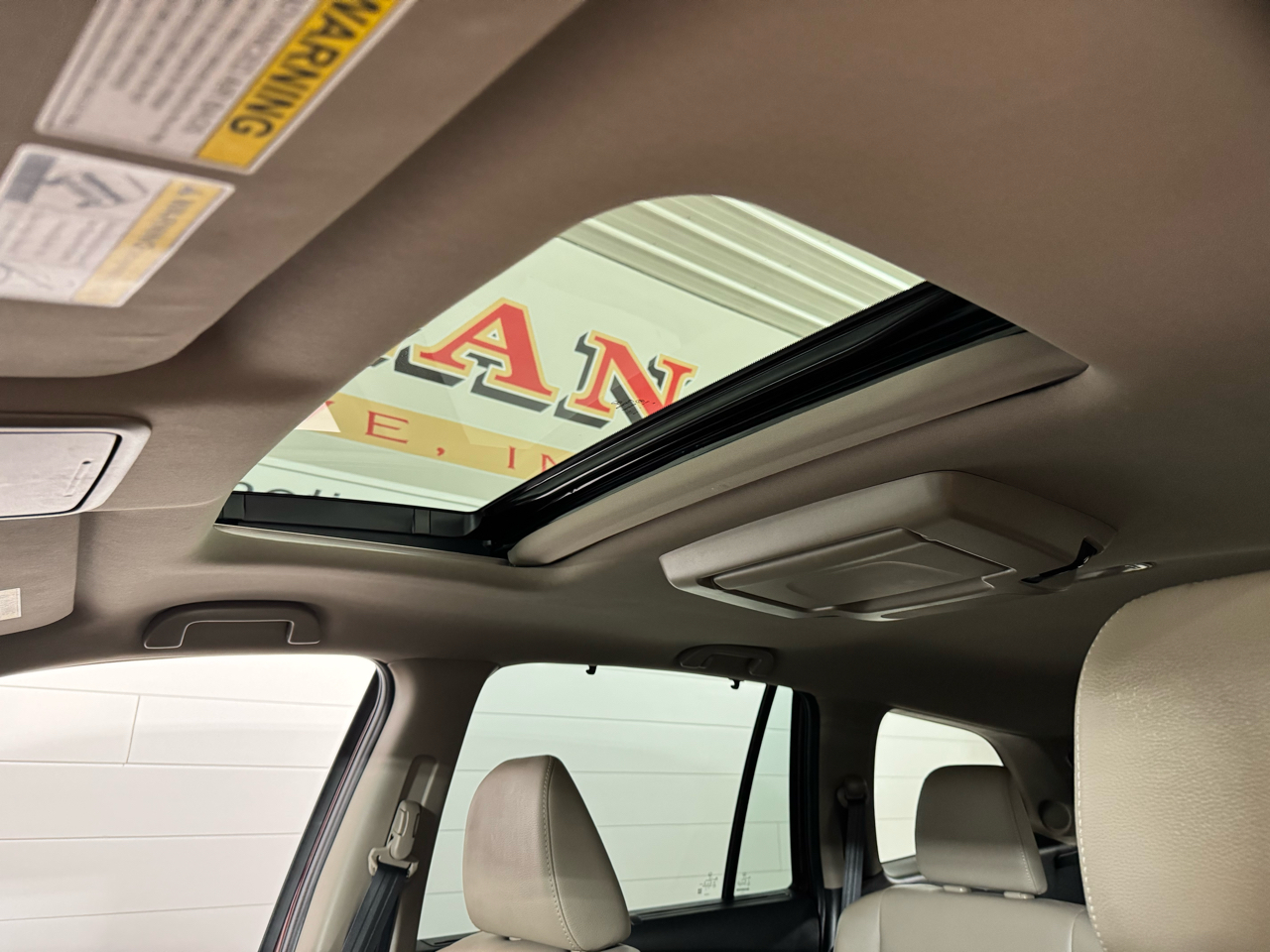 Honda Pilot Touring 8-Passenger AWD 2022