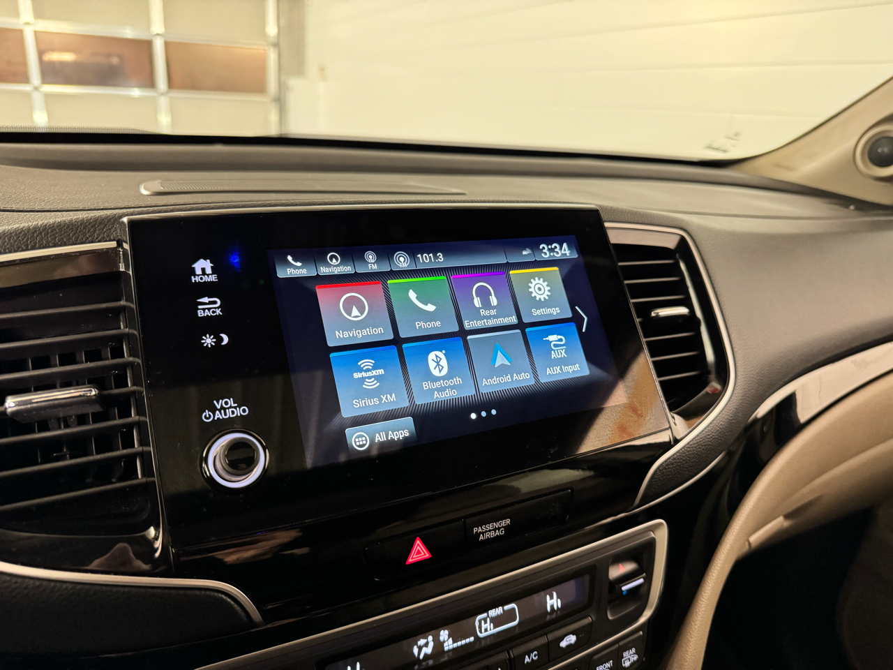 Honda Pilot Touring 8-Passenger AWD 2022