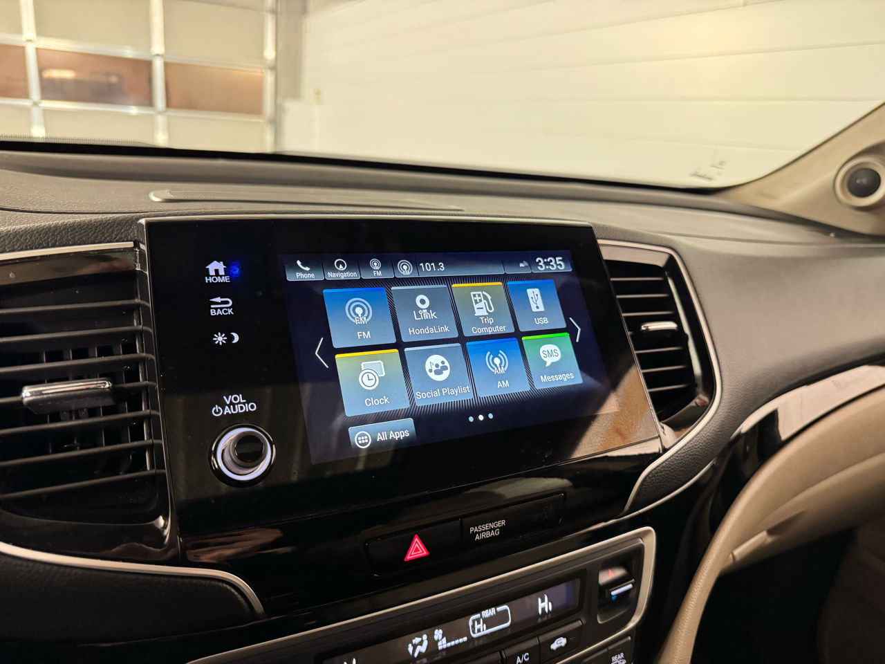 Honda Pilot Touring 8-Passenger AWD 2022