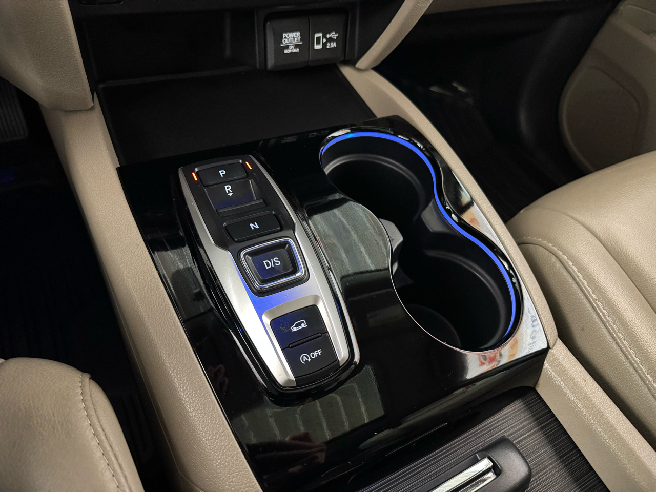 Honda Pilot Touring 8-Passenger AWD 2022