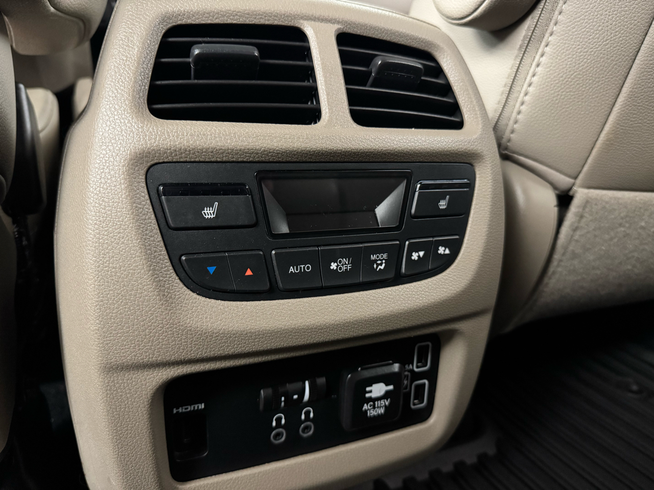 Honda Pilot Touring 8-Passenger AWD 2022