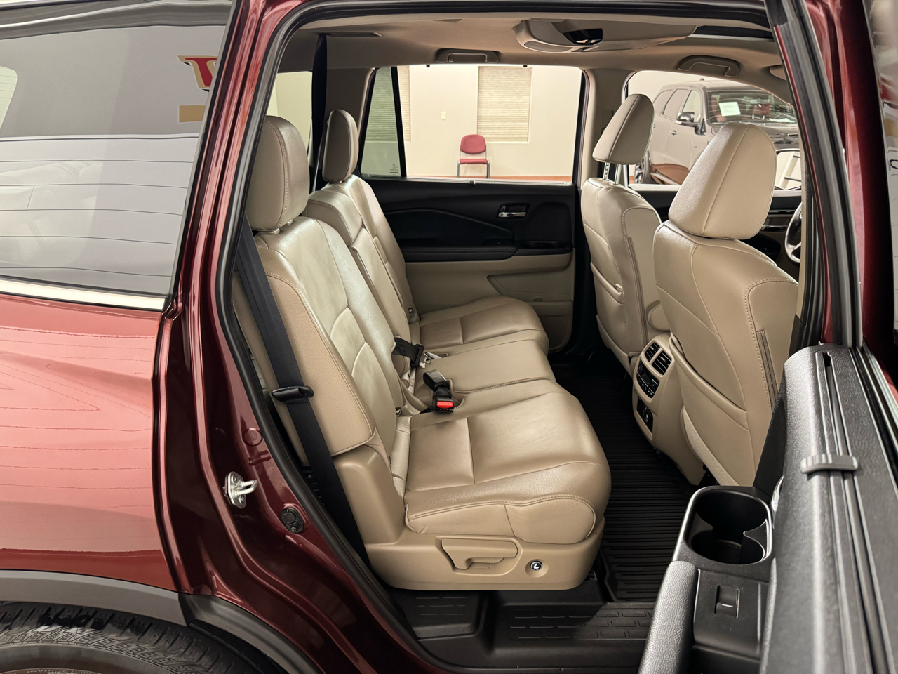 Honda Pilot Touring 8-Passenger AWD 2022