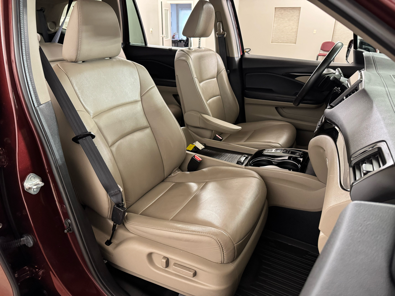 Honda Pilot Touring 8-Passenger AWD 2022