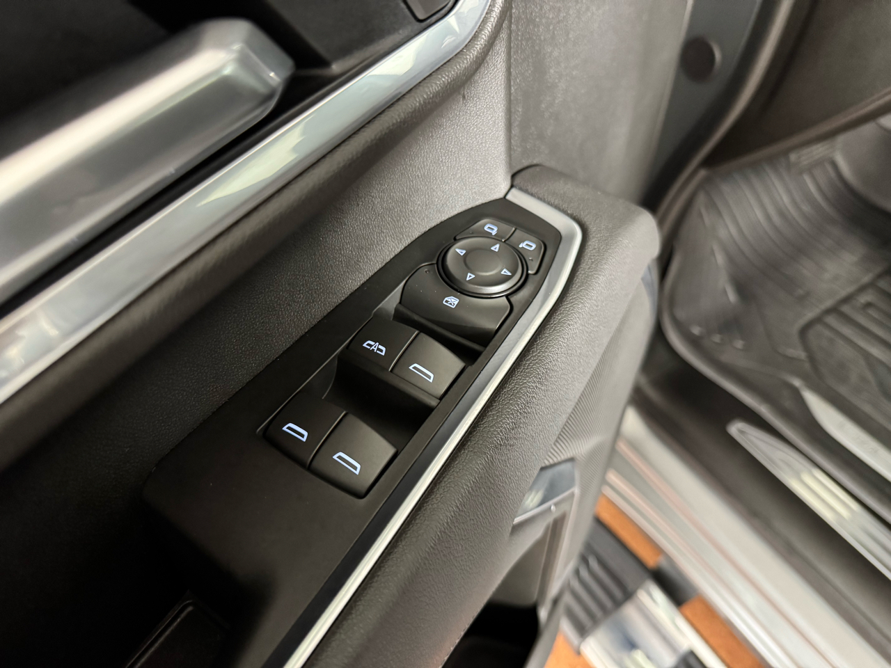 GMC Sierra 2500HD SLE Crew Cab 4WD 2025