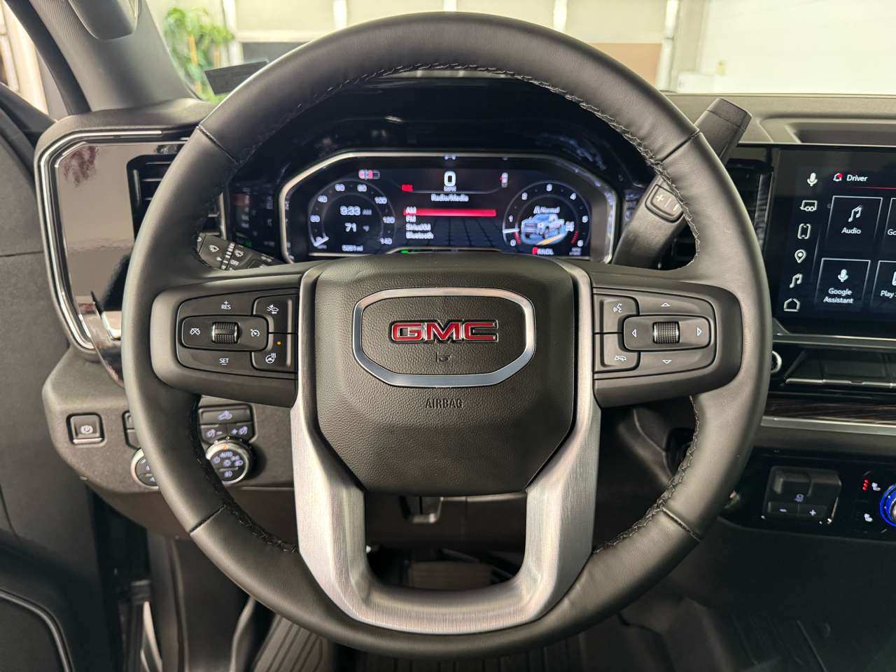 GMC Sierra 2500HD SLE Crew Cab 4WD 2025