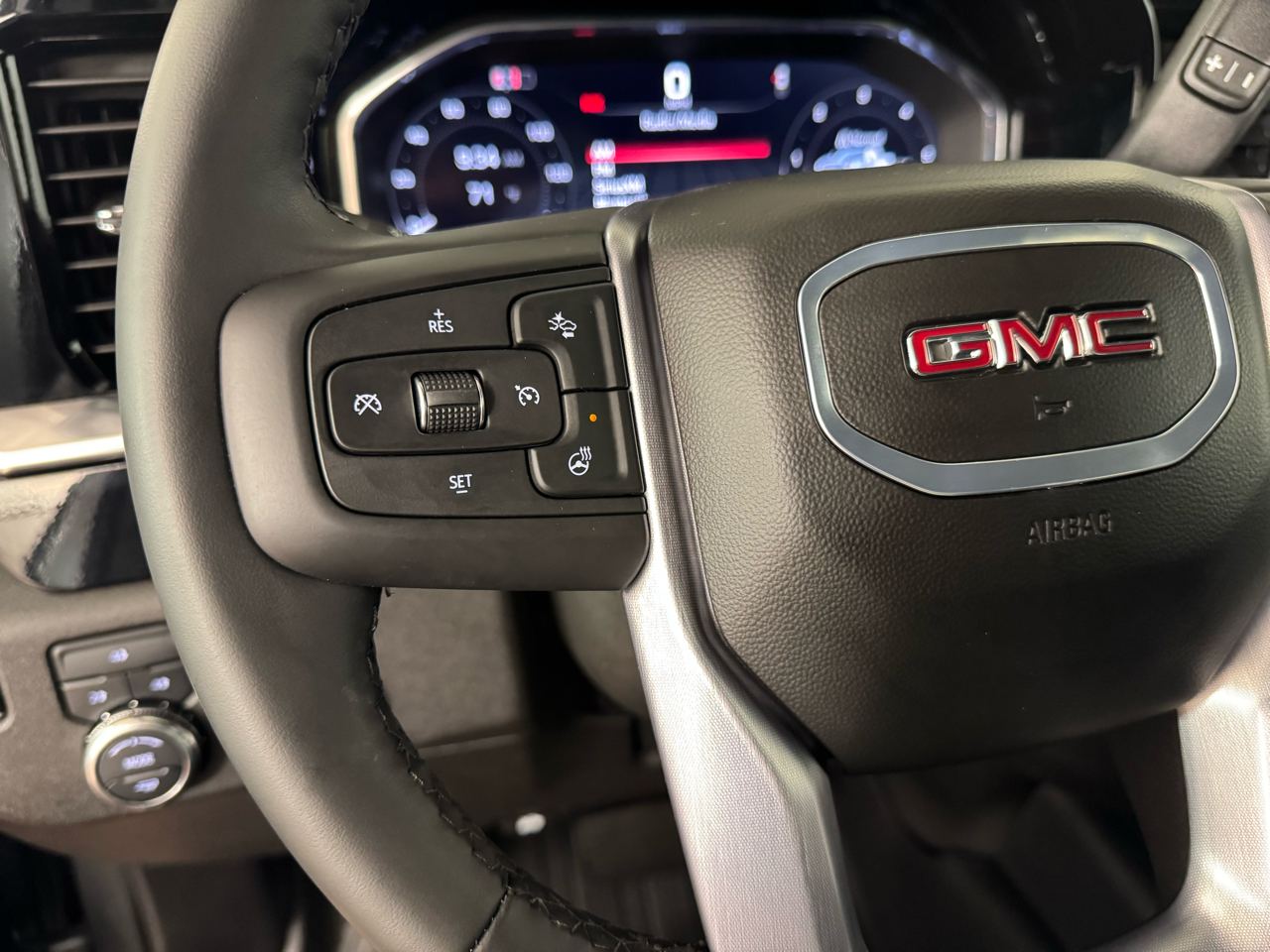 GMC Sierra 2500HD SLE Crew Cab 4WD 2025