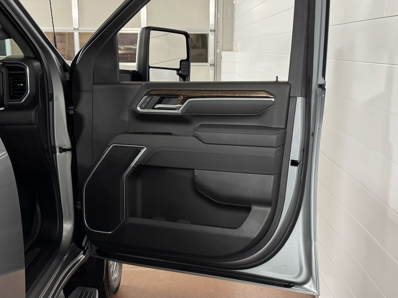 GMC Sierra 2500HD SLE Crew Cab 4WD 2025