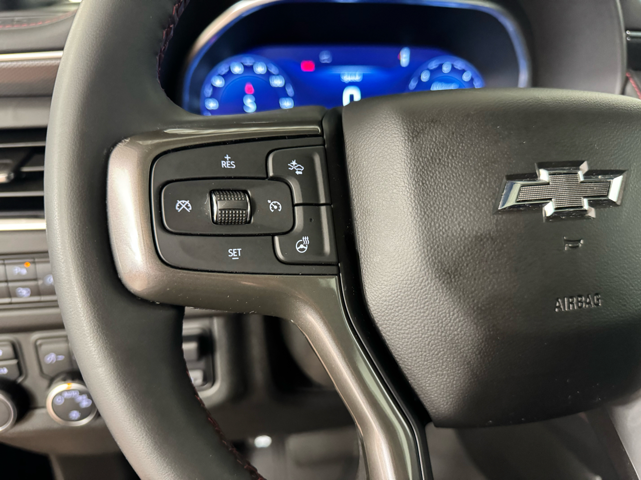 Chevrolet Suburban RST 4WD 2024