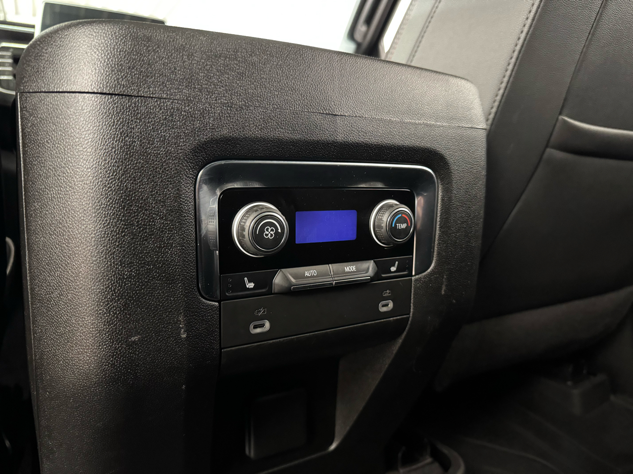 Chevrolet Suburban RST 4WD 2024