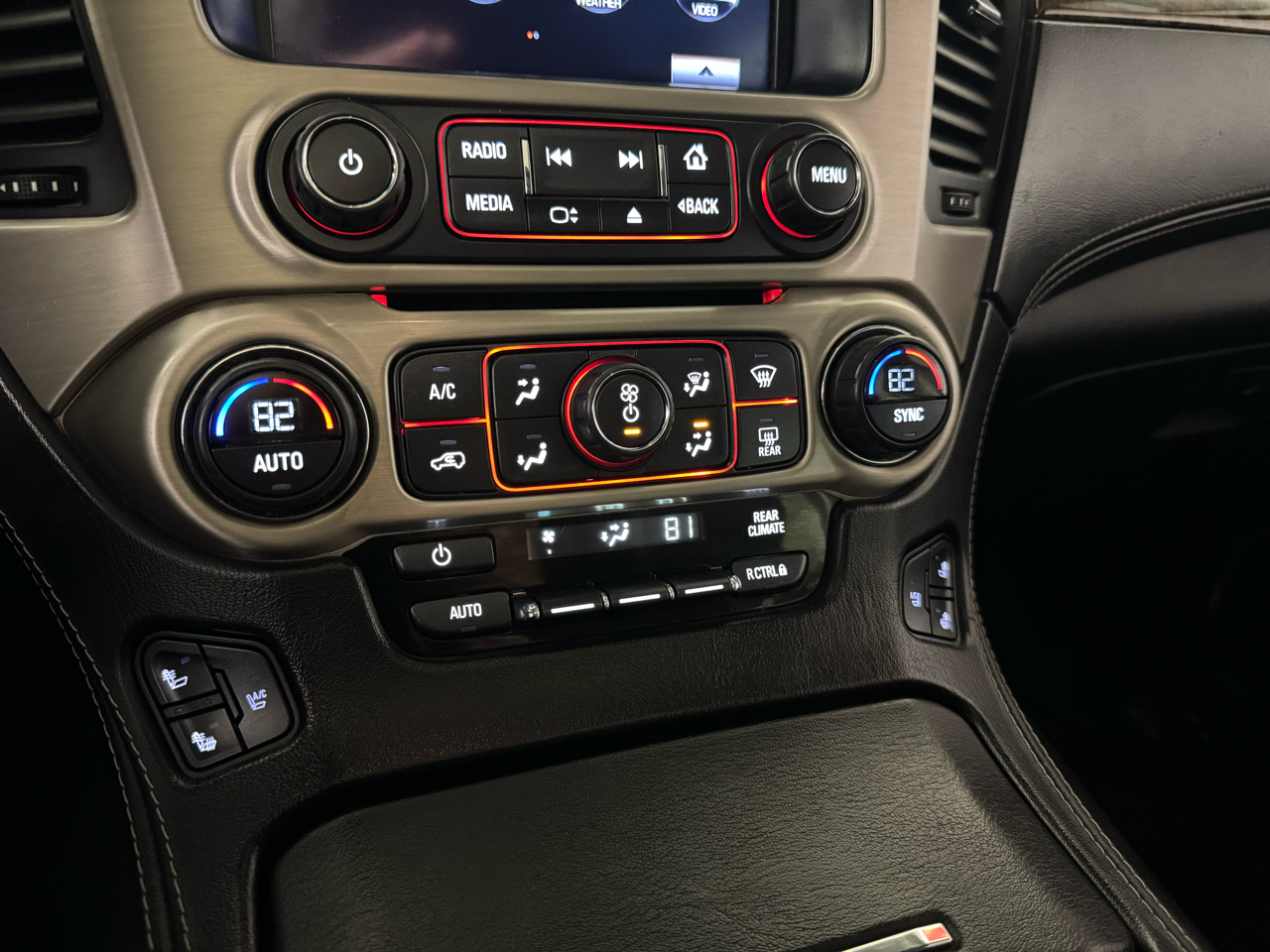 GMC Yukon Denali 4WD 2016