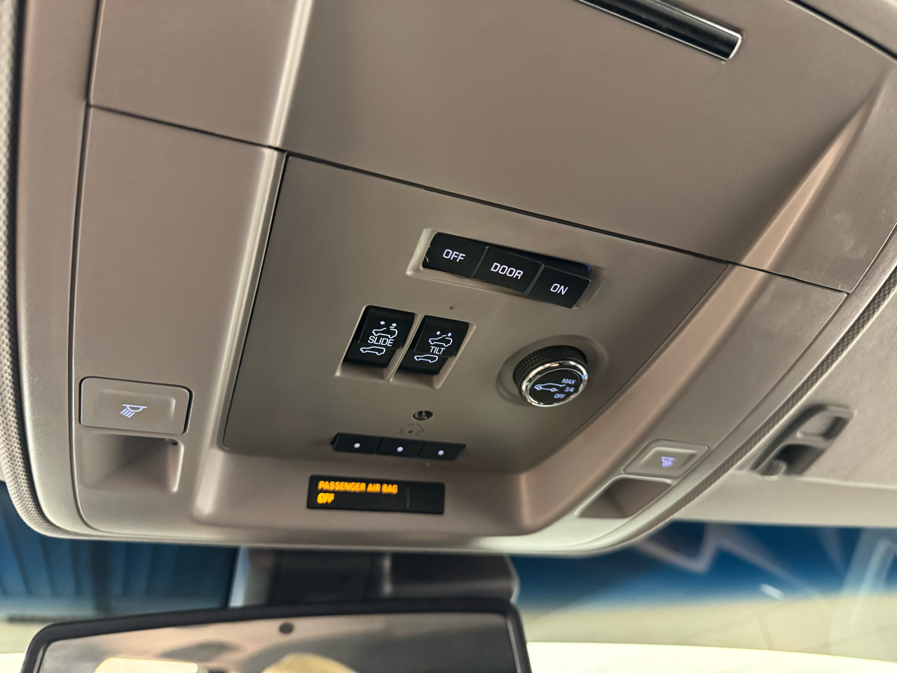 GMC Yukon Denali 4WD 2016