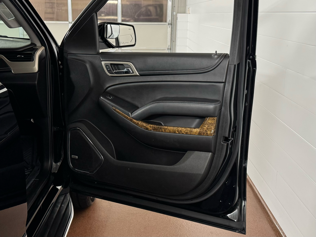 GMC Yukon Denali 4WD 2016