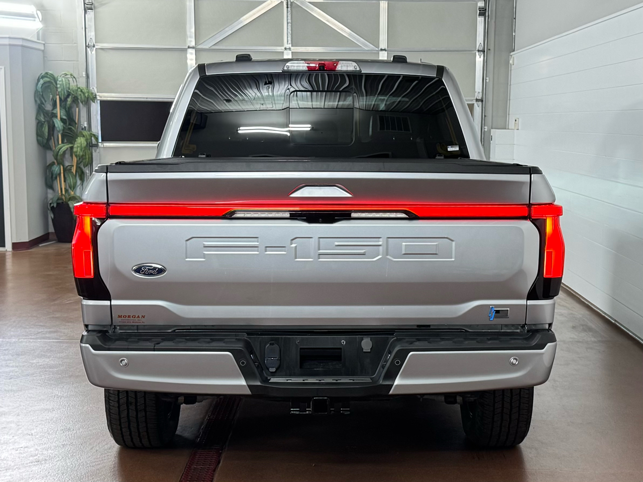 Ford F-150 Lightning  2023