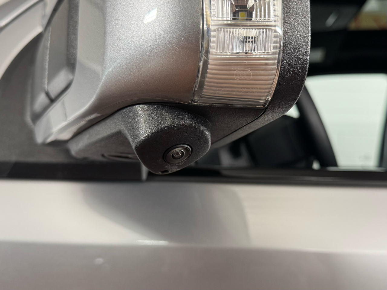 Ford F-150 Lightning  2023