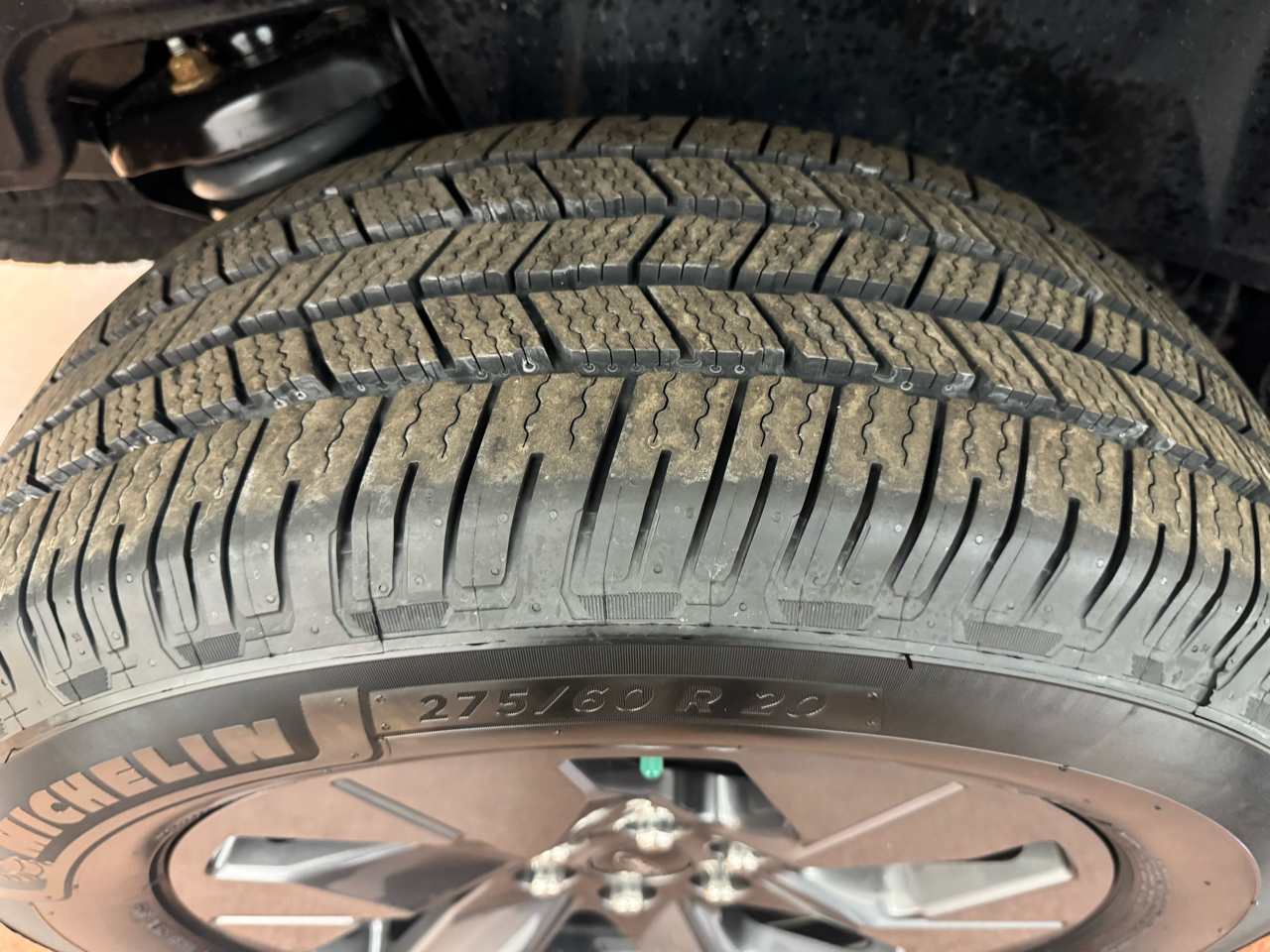 Ford F-150 Lightning  2023