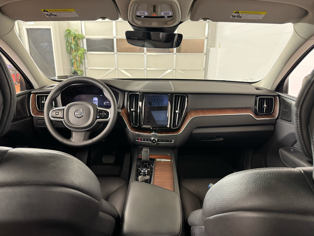 Volvo XC60  2023