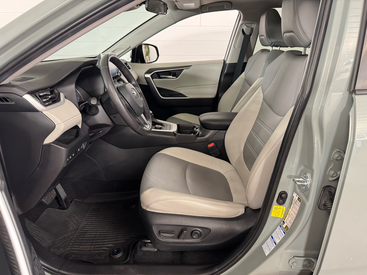 Toyota RAV4 Hybrid  2021