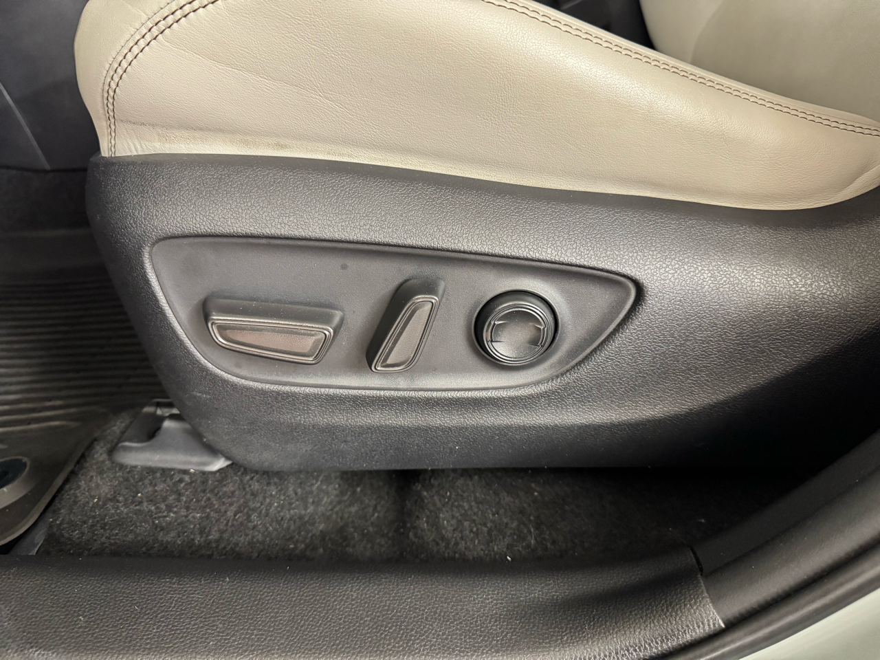 Toyota RAV4 Hybrid  2021