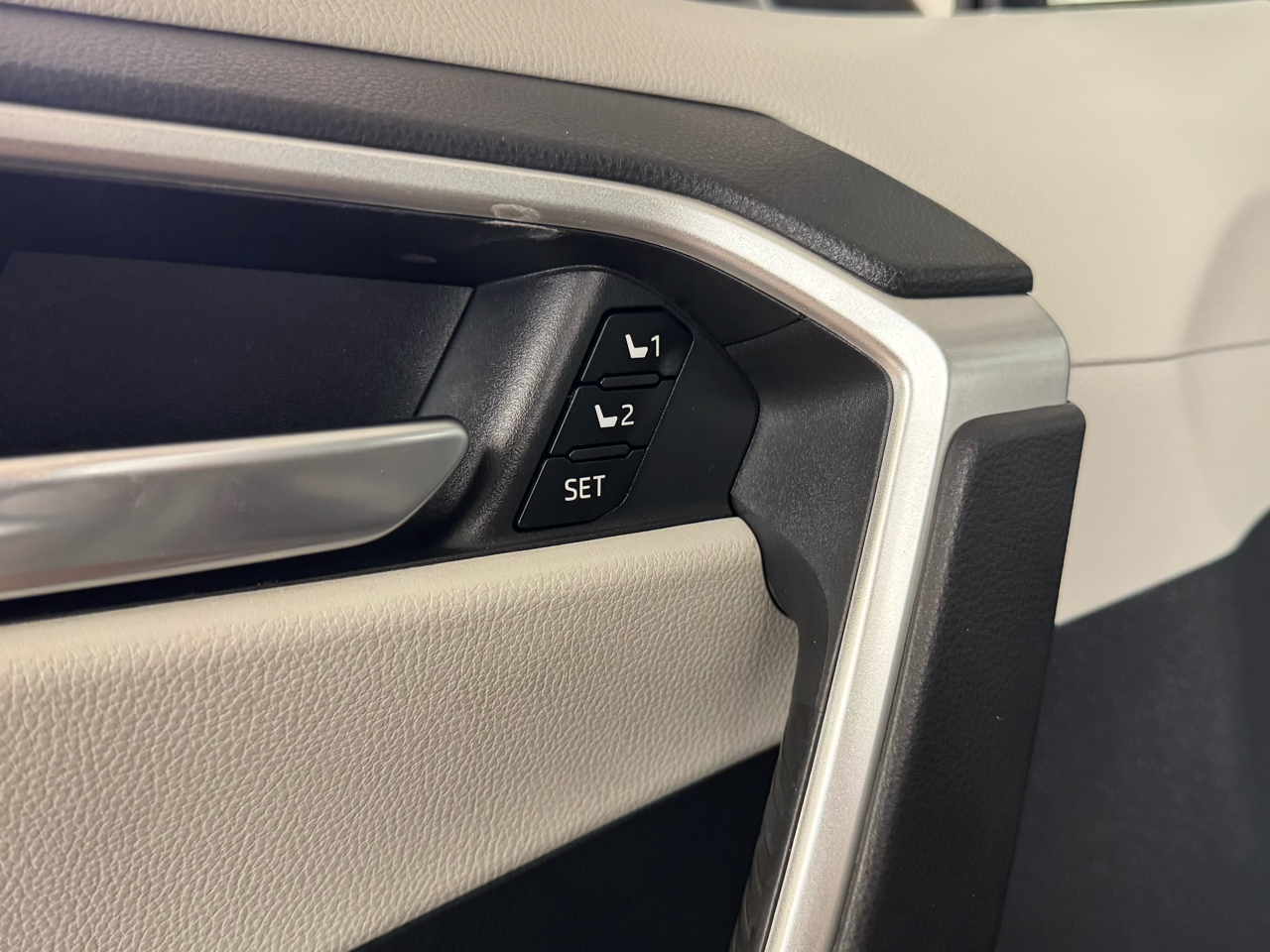 Toyota RAV4 Hybrid  2021