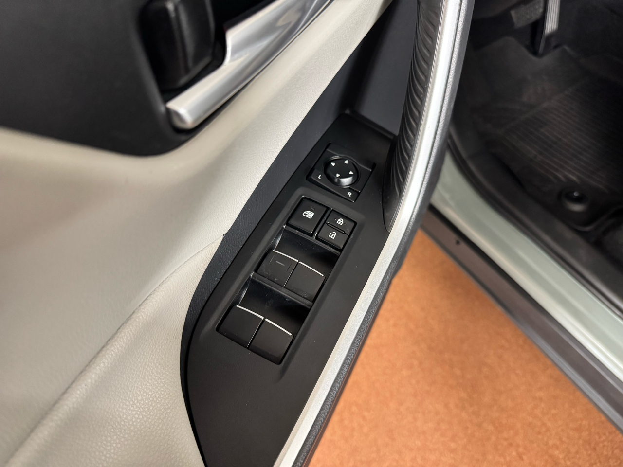 Toyota RAV4 Hybrid  2021