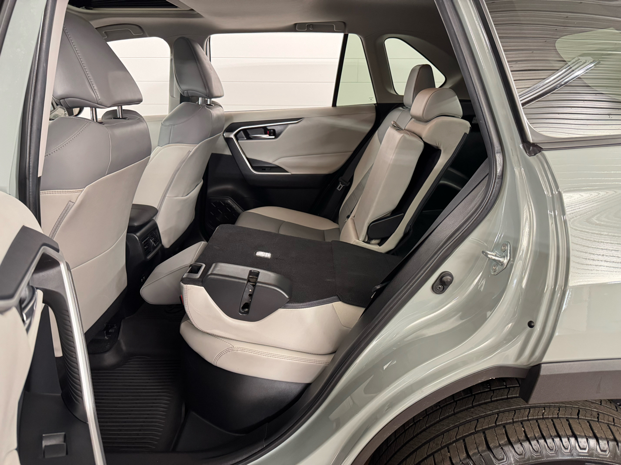 Toyota RAV4 Hybrid  2021