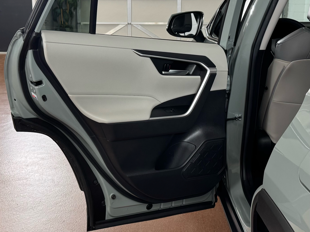 Toyota RAV4 Hybrid  2021