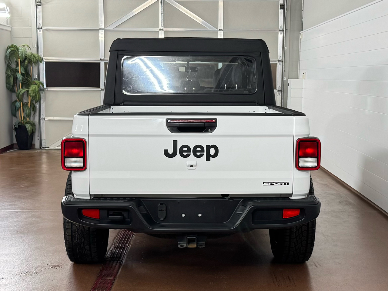 Jeep Gladiator Sport 4x4 2021