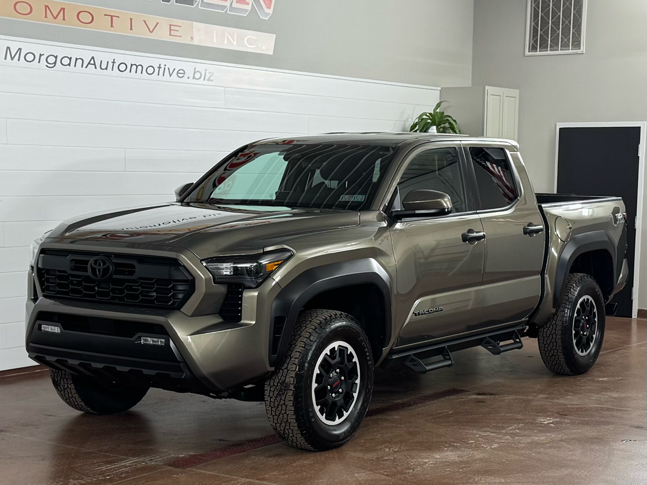 Toyota Tacoma  2024