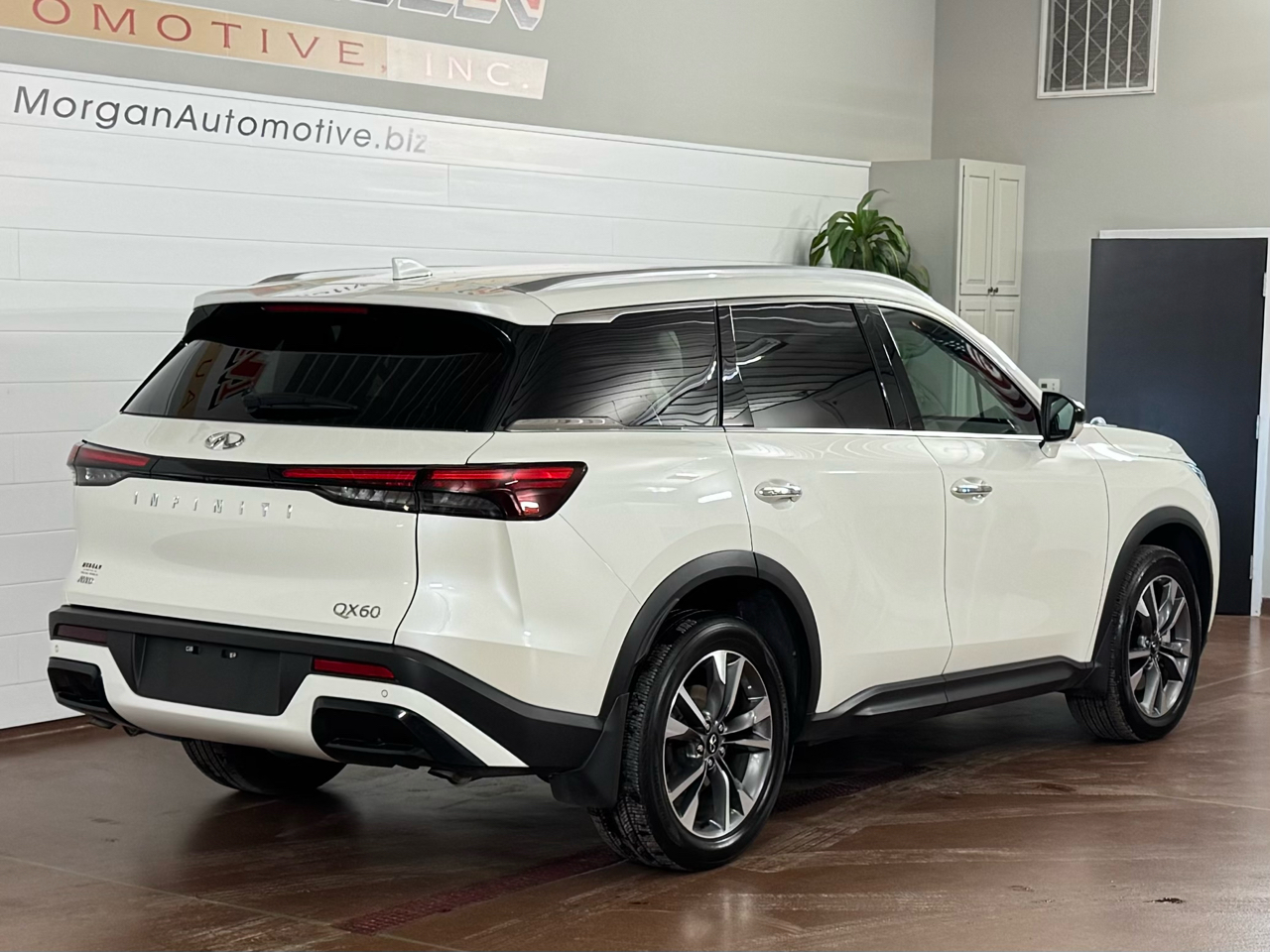 Infiniti QX60 LUXE AWD 2025