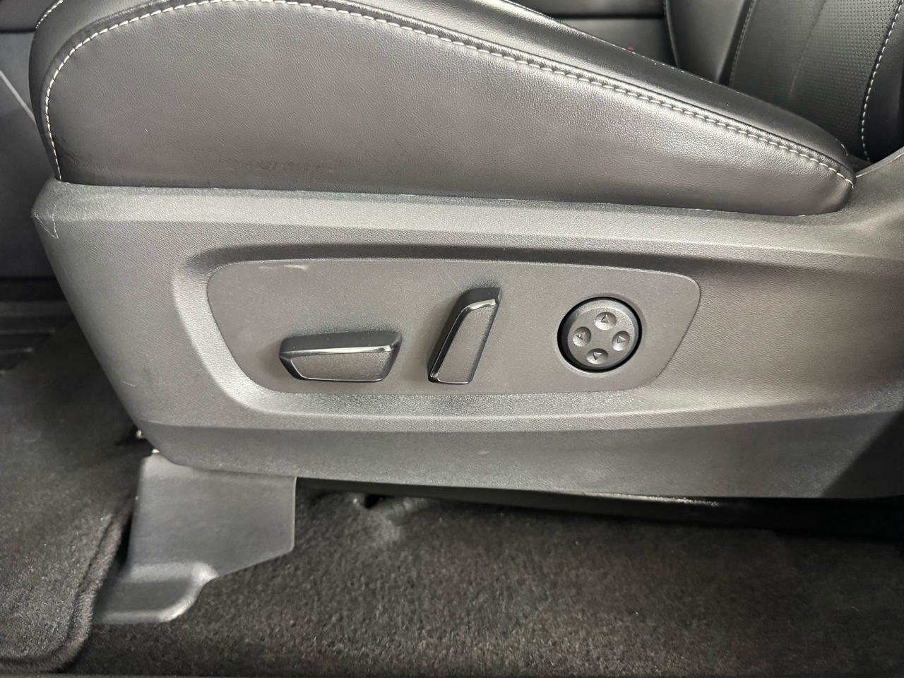 Infiniti QX60 LUXE AWD 2025