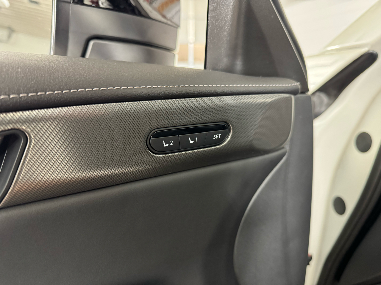 Infiniti QX60 LUXE AWD 2025