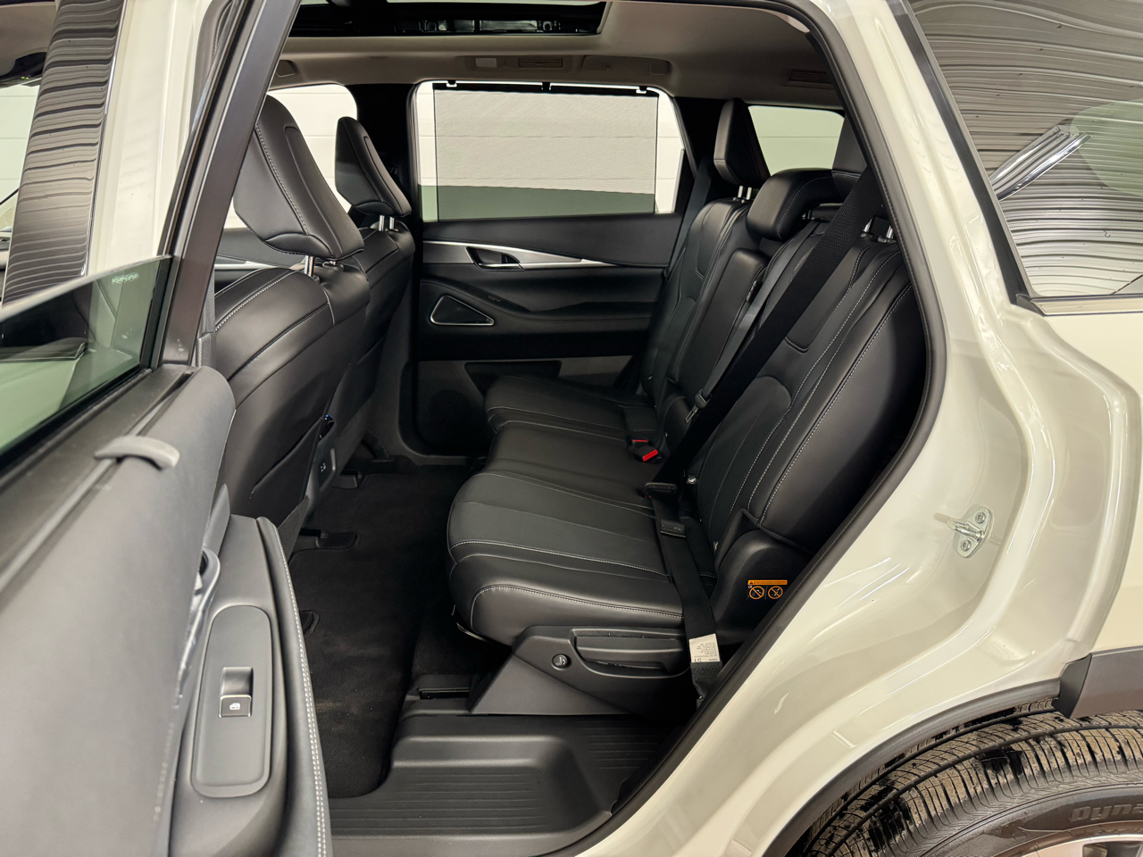 Infiniti QX60 LUXE AWD 2025