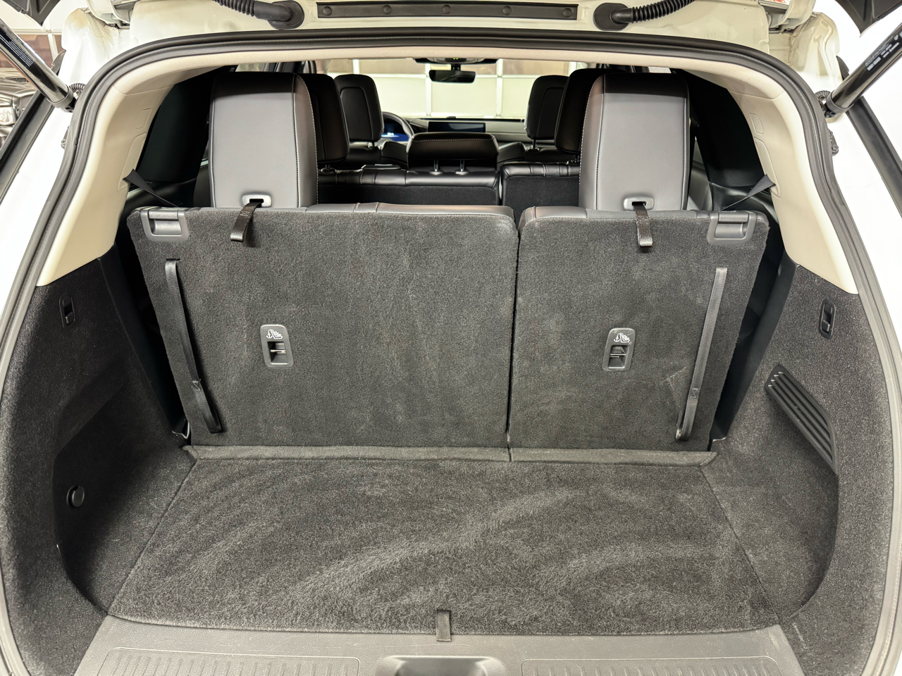 Infiniti QX60 LUXE AWD 2025