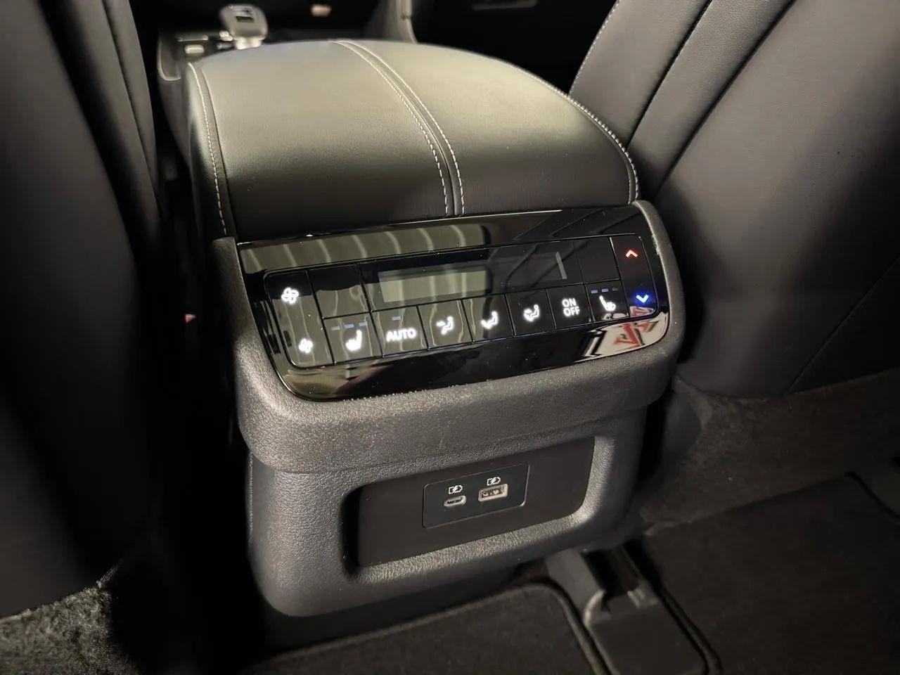 Infiniti QX60 LUXE AWD 2025