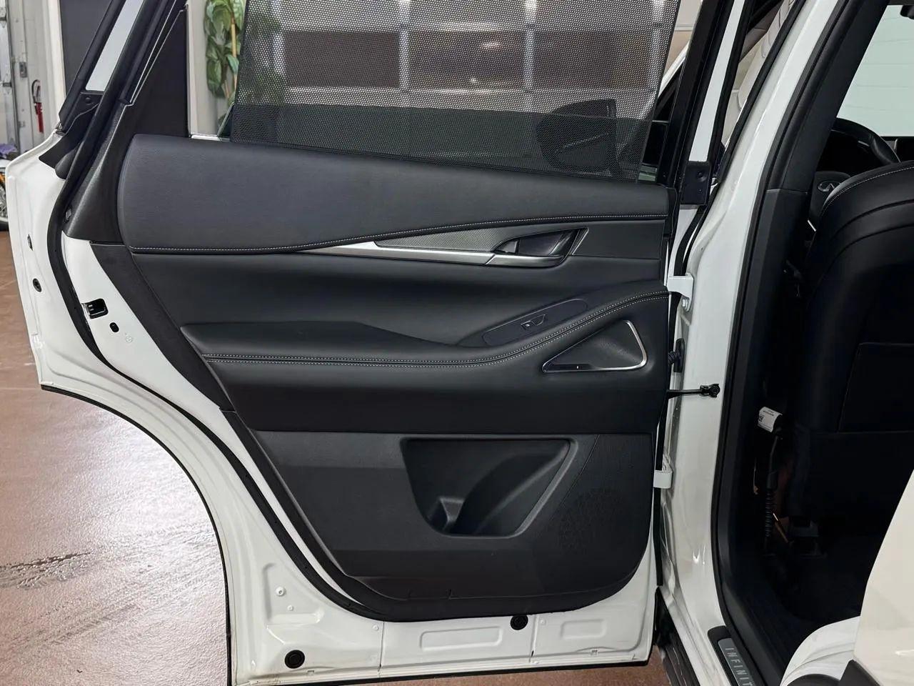 Infiniti QX60 LUXE AWD 2025