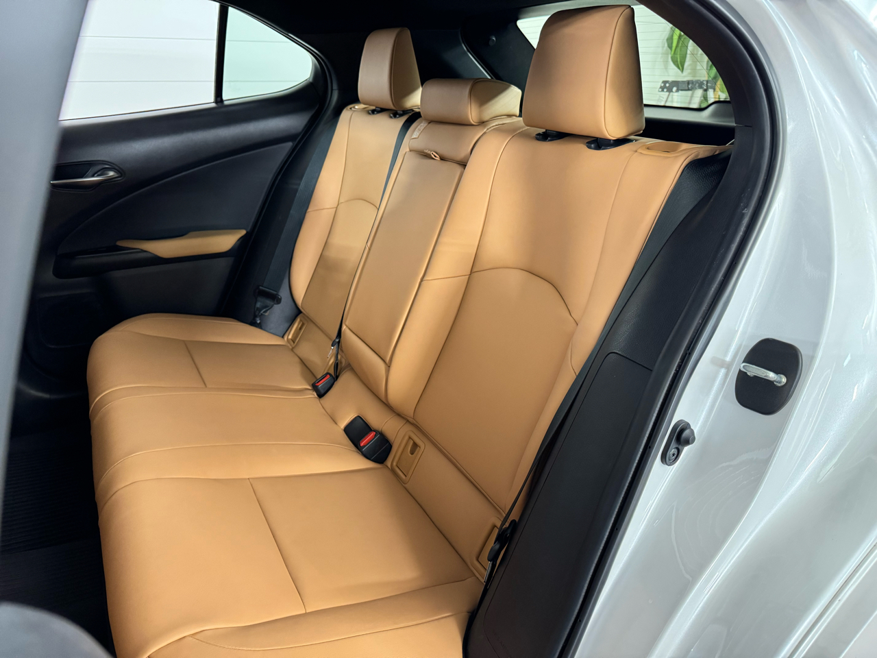 Lexus UX 250h Premium AWD 2023