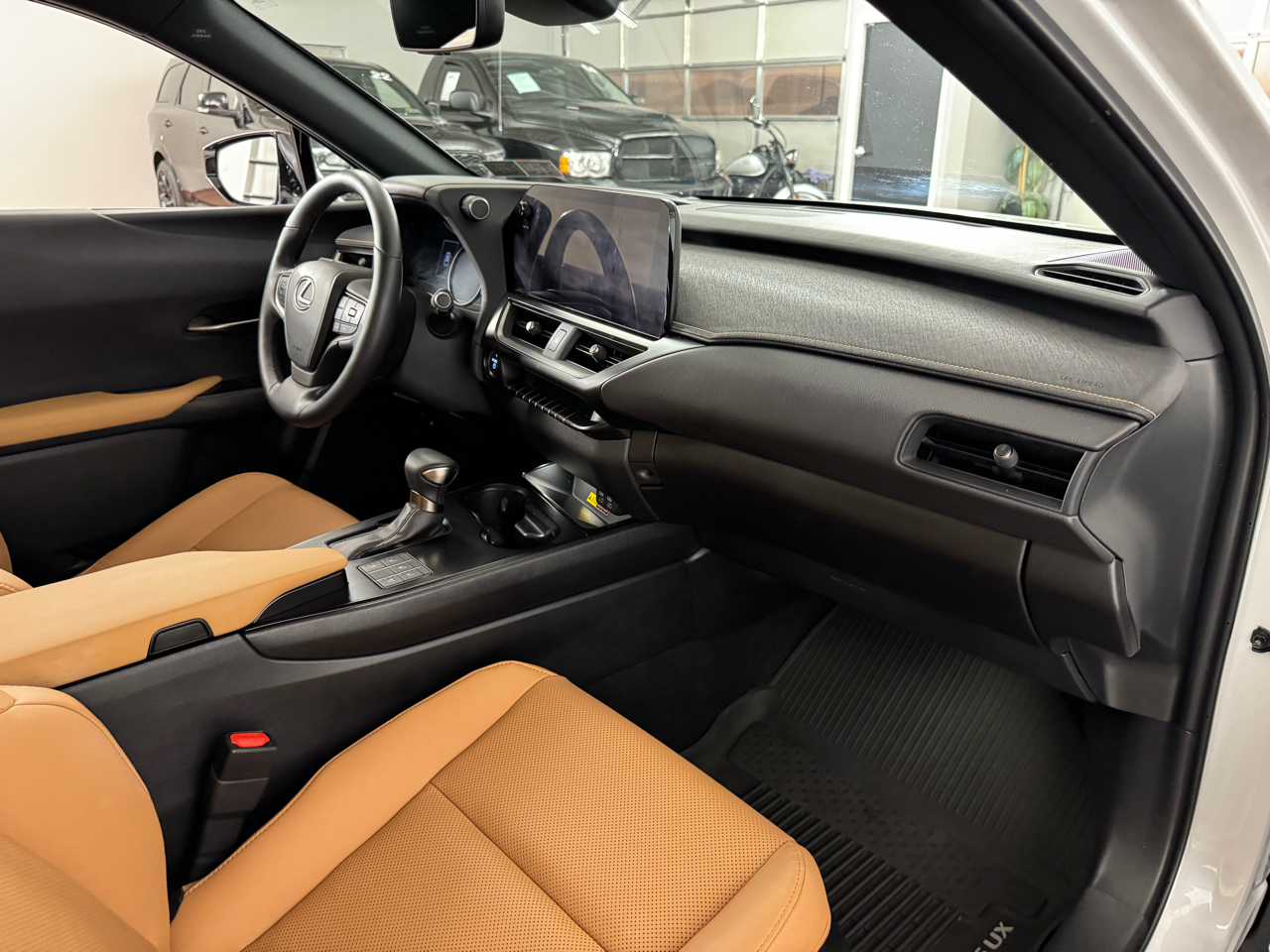 Lexus UX 250h Premium AWD 2023