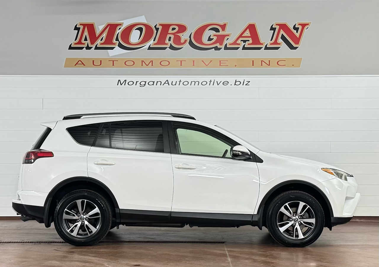 Toyota RAV4 XLE AWD 2017