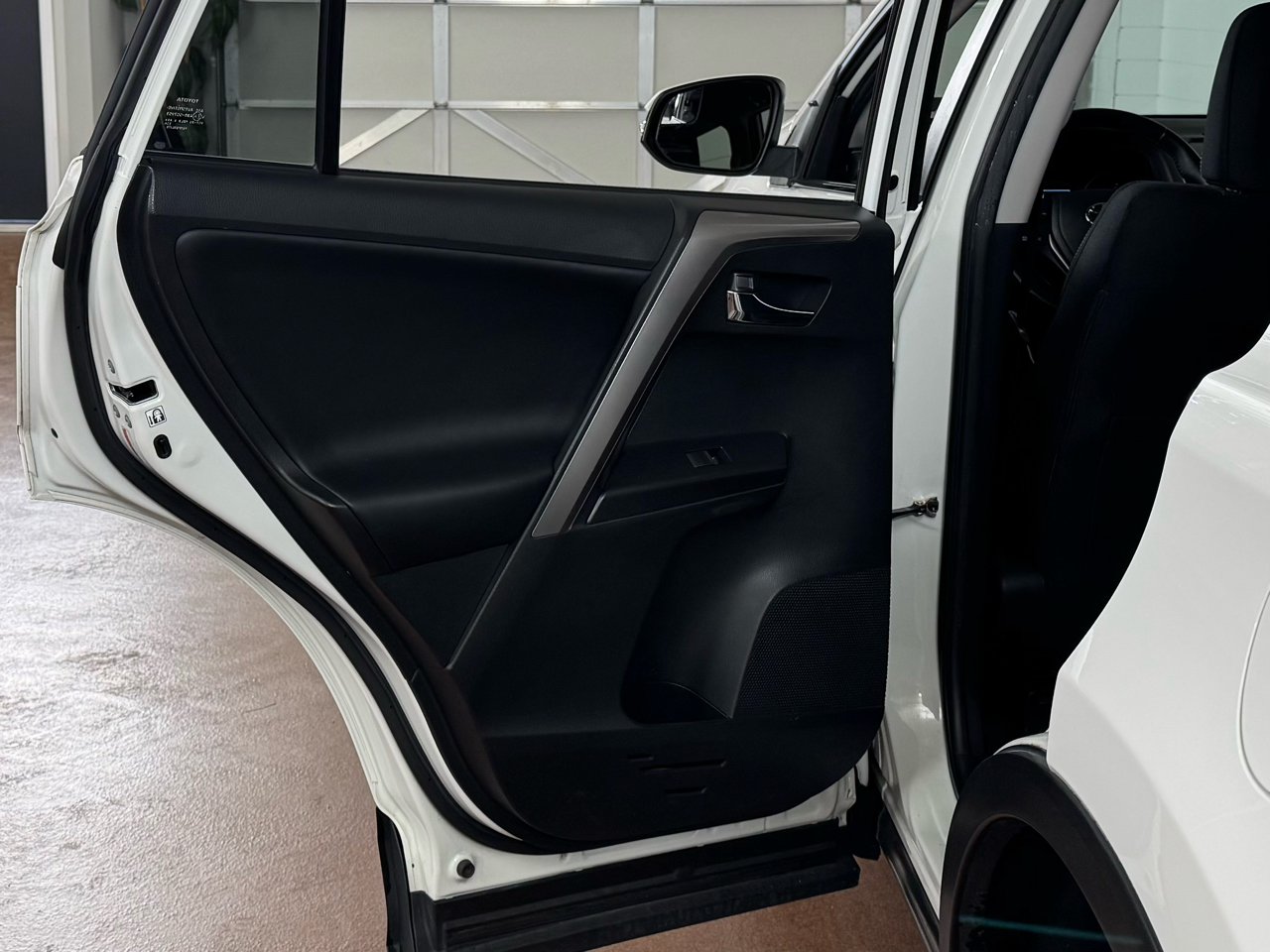 Toyota RAV4 XLE AWD 2017