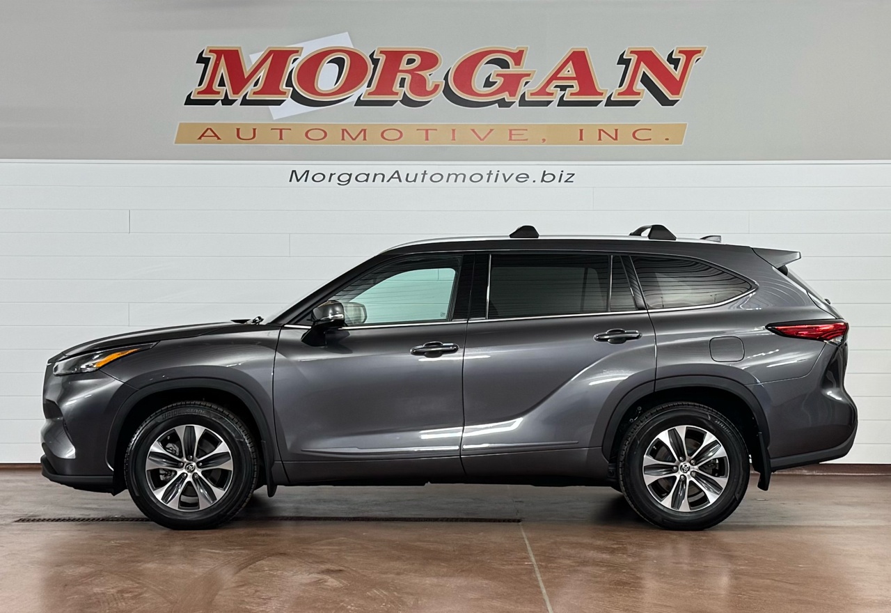 Toyota Highlander XLE AWD V6 2022